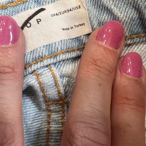 NWT Topshop jean denim shorts - Picture 4 of 4